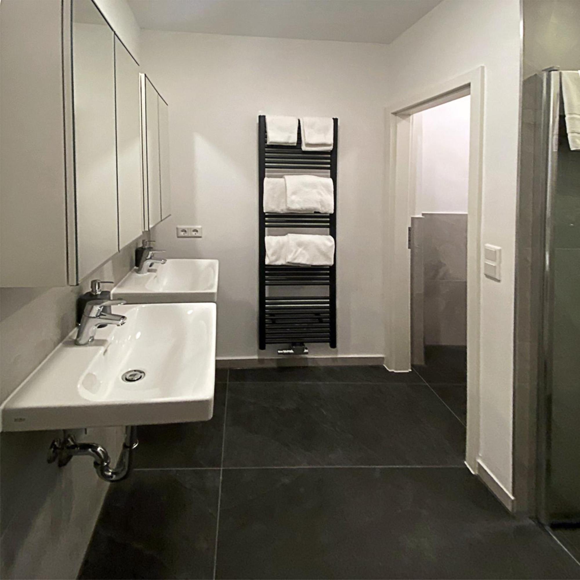 Nurban Apartments Oldtown (Adults Only) Nuremberga Quarto foto